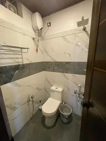 Gasthuis Zion Apostolate Hotel Athirappilly